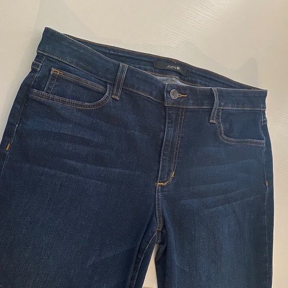 Joe's Jeans The Honey Curvy Bootcut in Rikki Dark Wash Size 32 - Picture 6 of 16